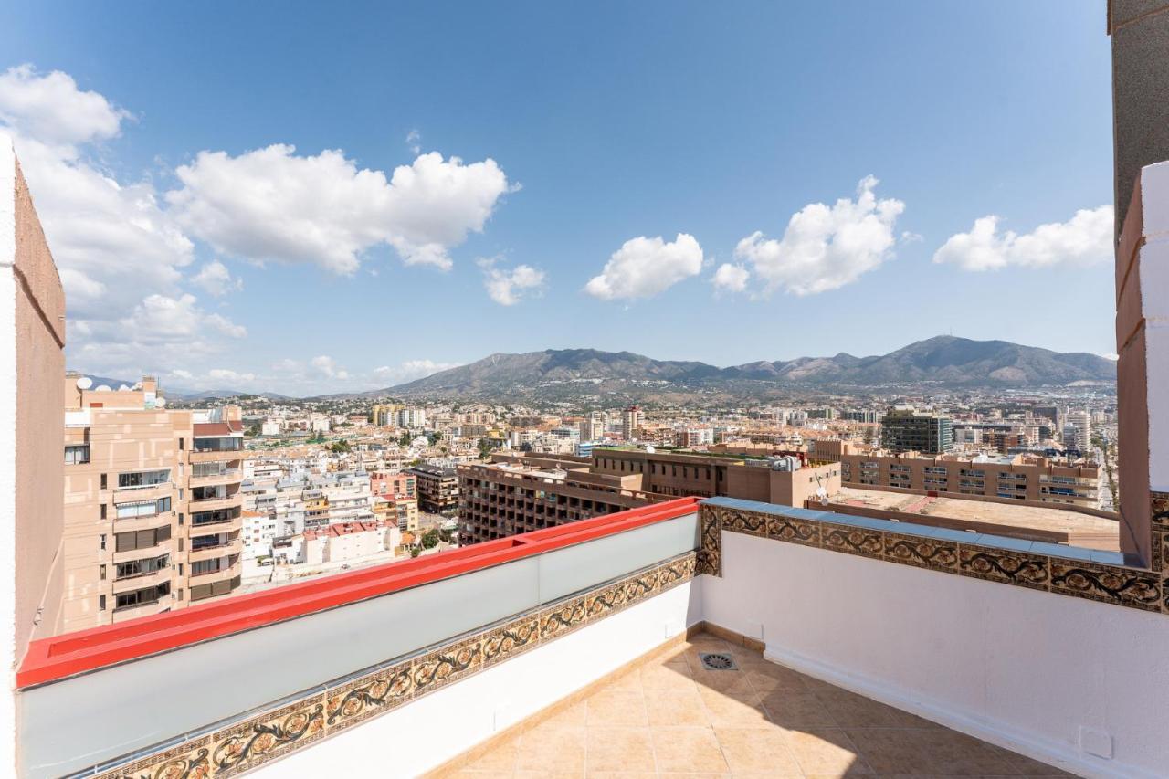 Malagasuite Skyviews Fuengirola Exterior photo